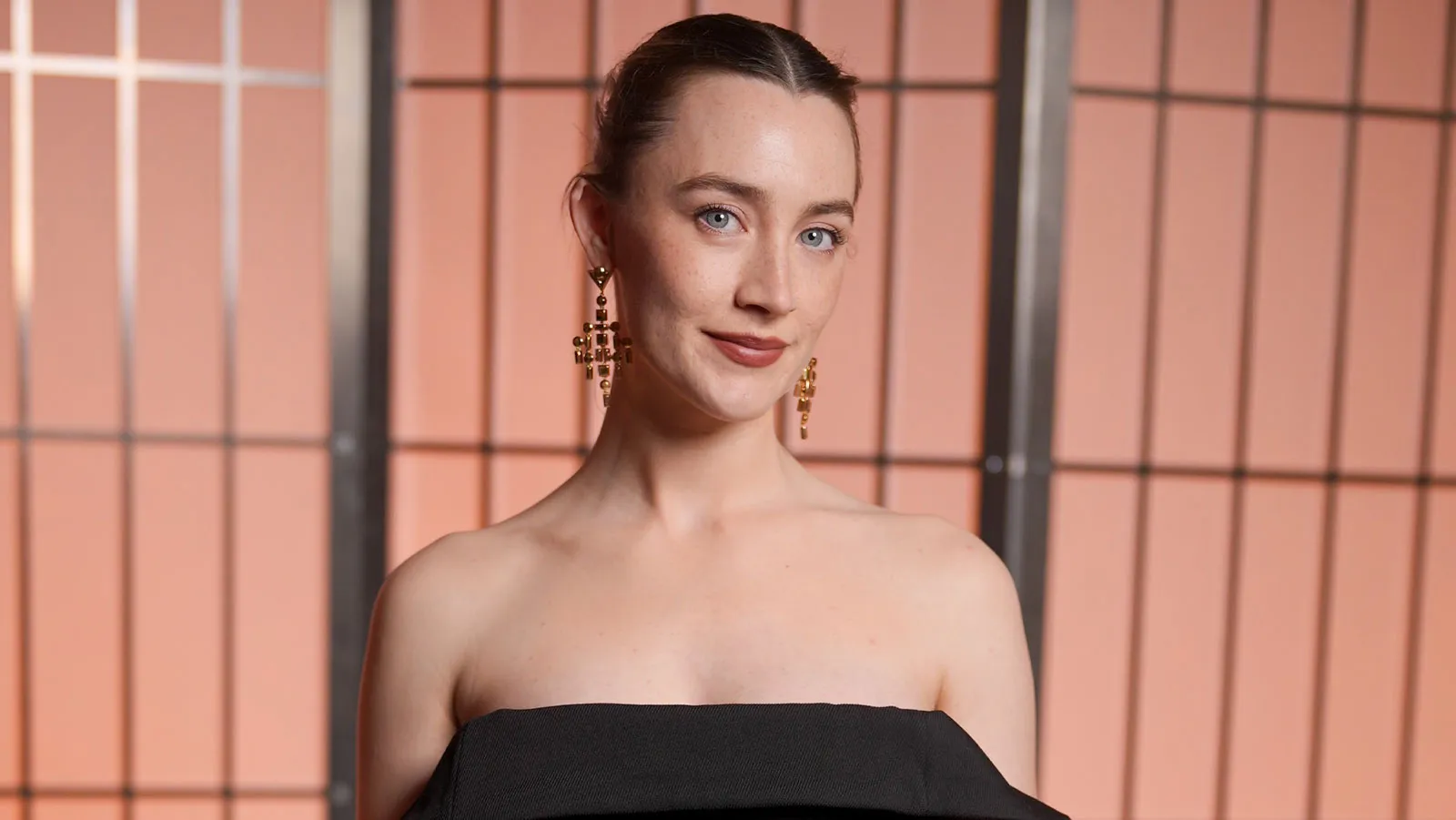 saoirse ronan james bond